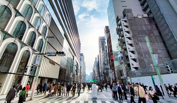 東京「銀座」から徒歩4分。好立地・アクセスが良好。